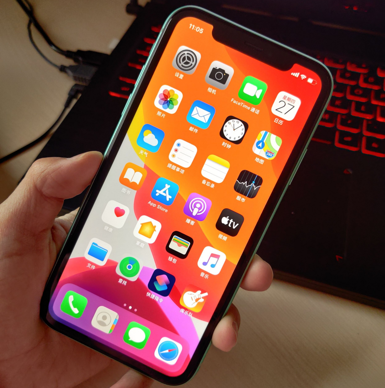 苹果顶不住了,iphone 11跌成"小米价",机友后悔又买早了!